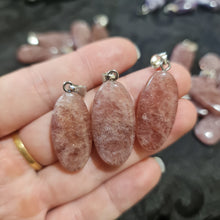 Load image into Gallery viewer, Strawberry Quartz Pendants