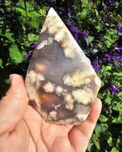 Load image into Gallery viewer, Flower Agate Flame