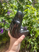 Load image into Gallery viewer, Black Cloak Bowl Statue
