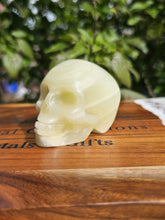 Load image into Gallery viewer, Green Onyx Skull