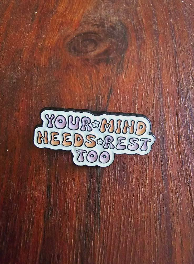 Mind Rest Bag Pin