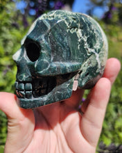 Load image into Gallery viewer, Moss Agate Skull