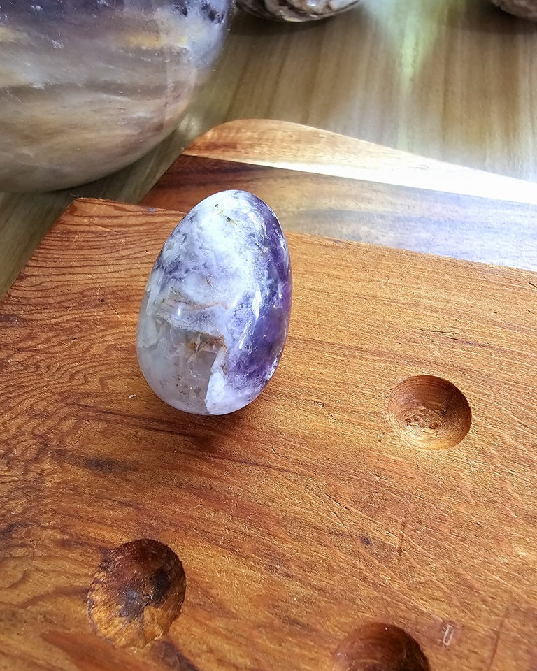 Dream Amethyst Egg