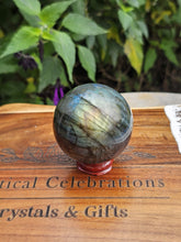 Load image into Gallery viewer, Labradorite Sphere