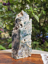 Load image into Gallery viewer, Moss Agate Tower