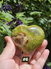 Load image into Gallery viewer, Green Opal Heart