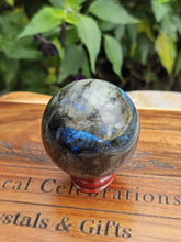 Load image into Gallery viewer, Labradorite Sphere