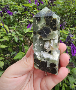 Raw Prehnite Point