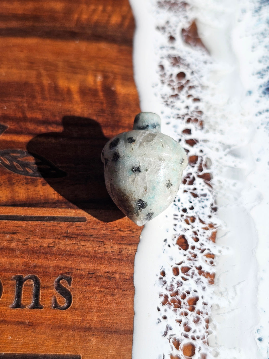Kiwi Jasper Acorn Carving