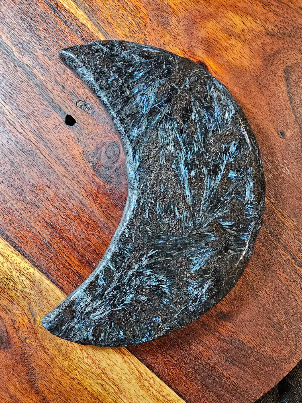 Arfvedsonite Moon Carving