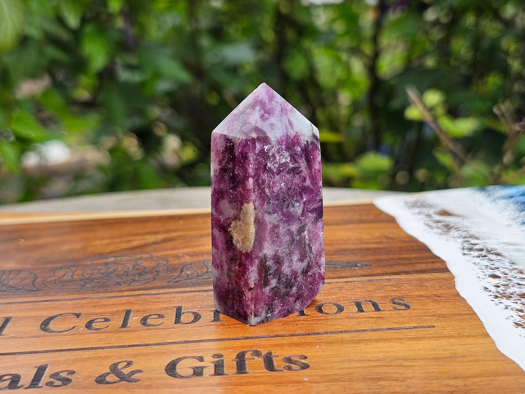 Lepidolite Point