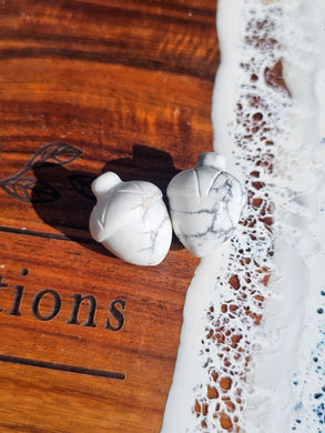 Howlite Acorn Carving