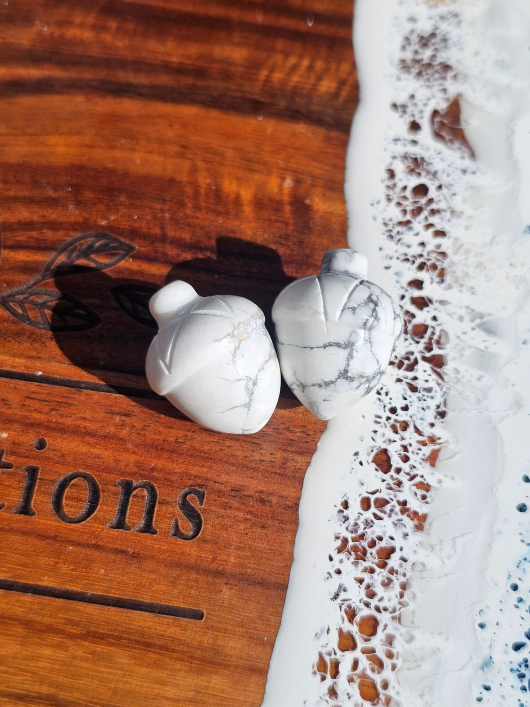 Howlite Acorn Carving