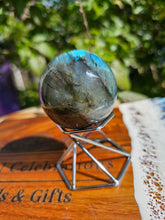 Load image into Gallery viewer, Labradorite Sphere