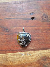 Load image into Gallery viewer, Heart Rose Pendant - silver