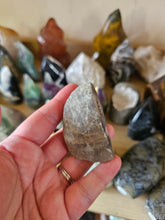 Load image into Gallery viewer, Natural Agate Cave