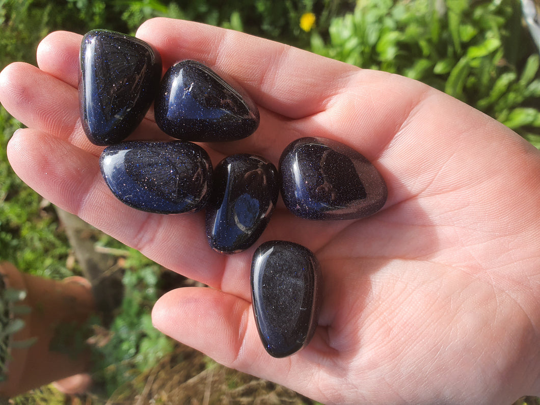 Blue Sandstone Tumble Stones