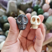 Load image into Gallery viewer, Skull Beads - Large