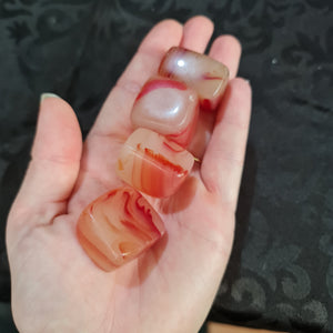 Dark Red Smelting Quartz Cubes