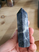 Load image into Gallery viewer, Sodalite Point