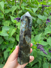 Load image into Gallery viewer, Labradorite Tower