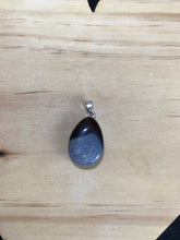 Load image into Gallery viewer, Black Sardonyx Agate pendant -Tear Drop